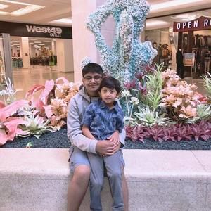 Meet your Posher, Satish